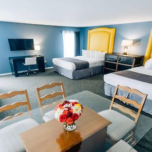 Queen Suite